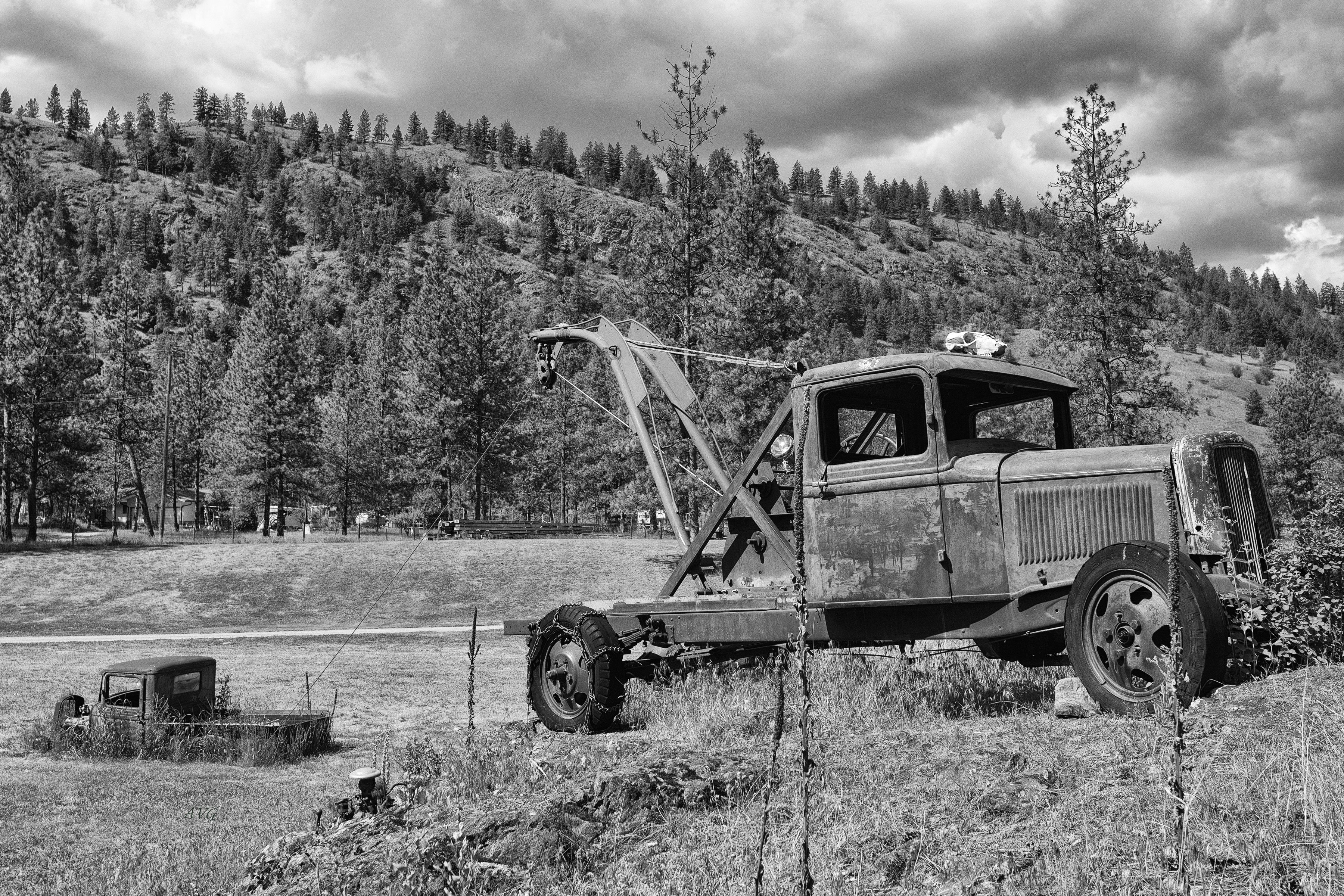 Towing service vehicle